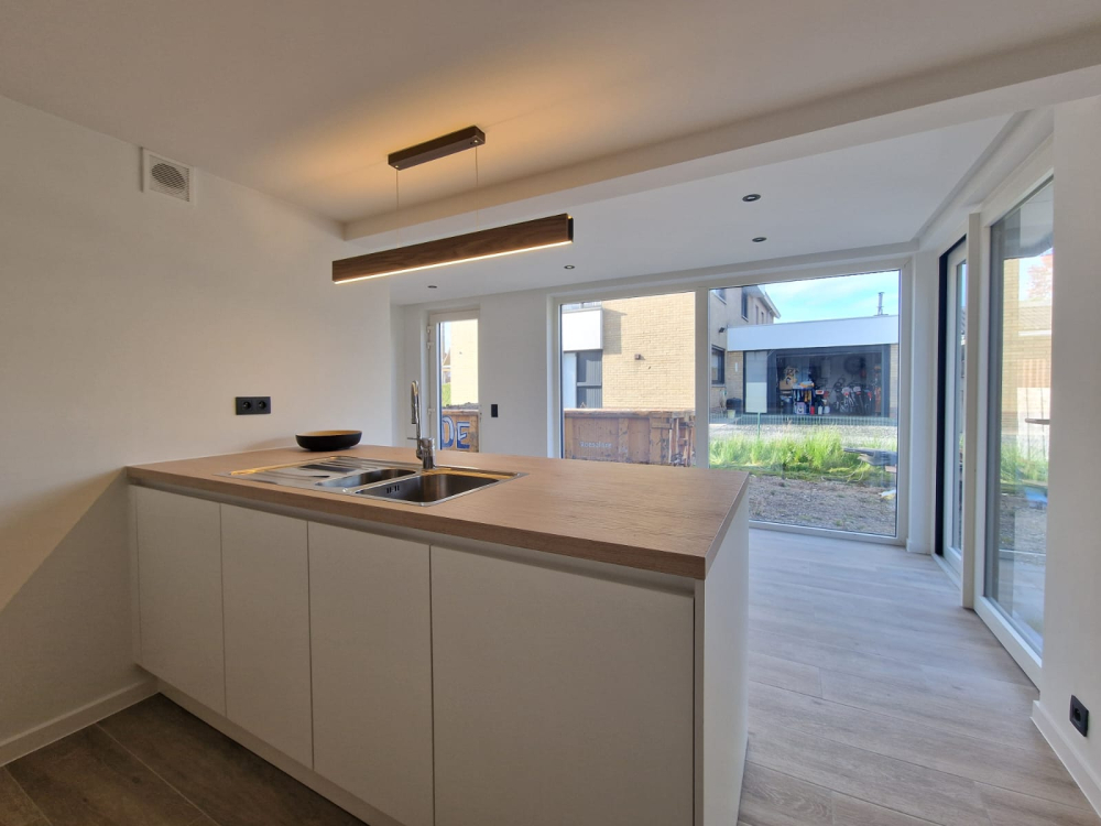 8800  --  Roeselare  --   Aardappelhoekstraat ** VERKOCHT NA 1 WEEK **