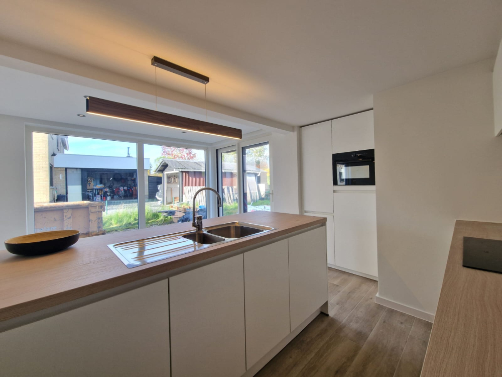 8800  --  Roeselare  --   Aardappelhoekstraat ** VERKOCHT NA 1 WEEK **