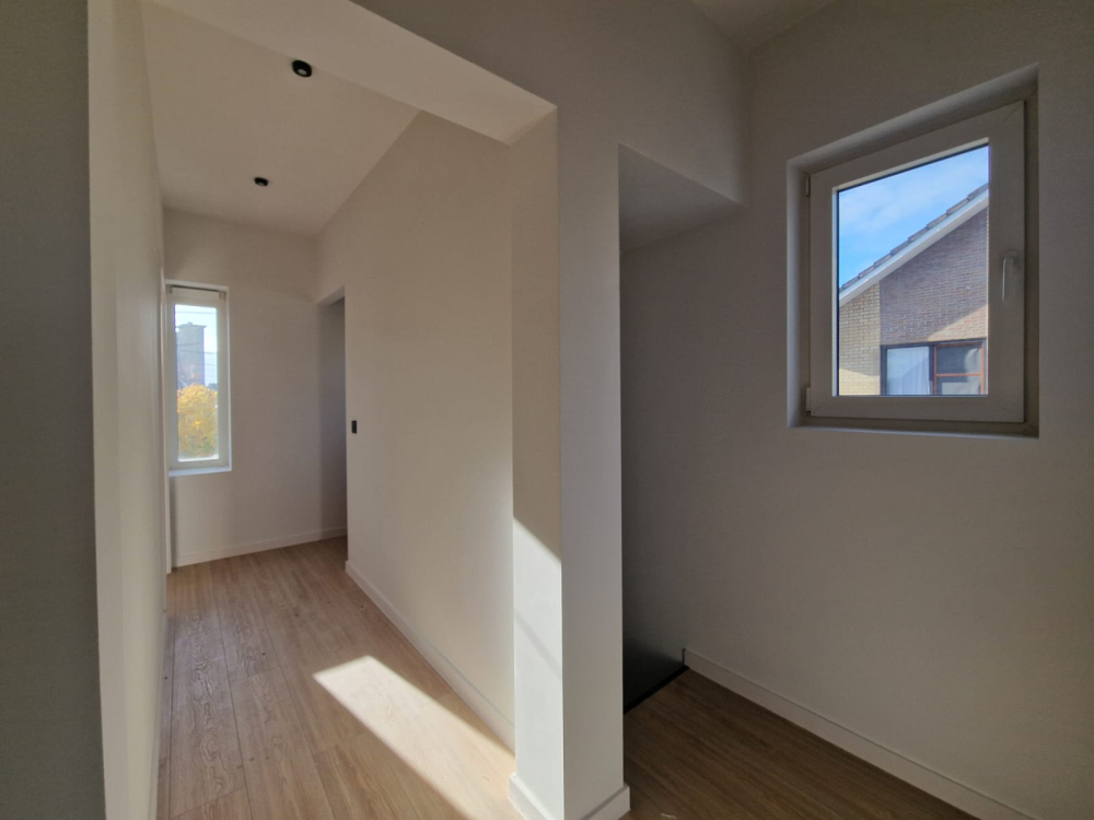 8800  --  Roeselare  --   Aardappelhoekstraat ** VERKOCHT NA 1 WEEK **