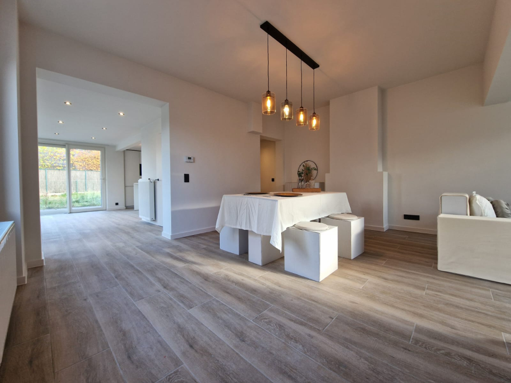 8800  --  Roeselare  --   Aardappelhoekstraat ** VERKOCHT NA 1 WEEK **