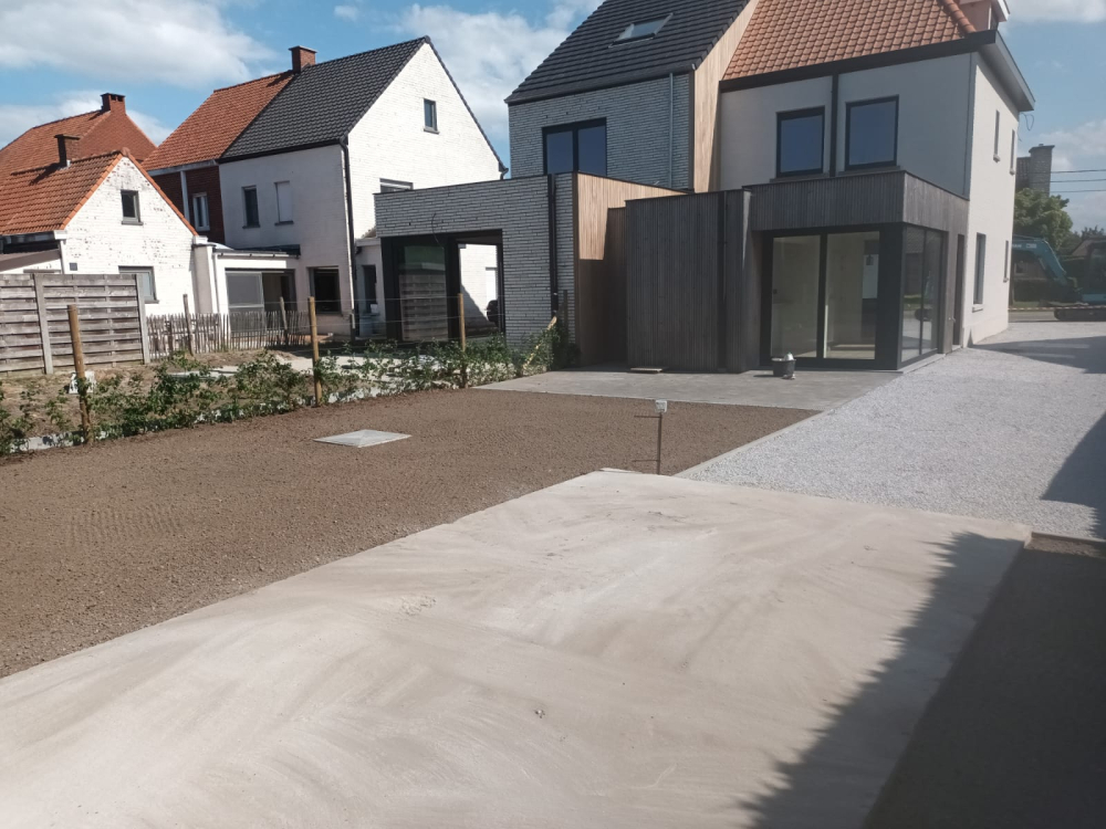 8800  --  Roeselare  --   Aardappelhoekstraat ** VERKOCHT NA 1 WEEK **