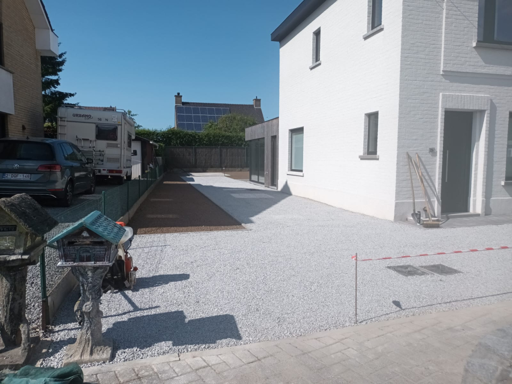 8800  --  Roeselare  --   Aardappelhoekstraat ** VERKOCHT NA 1 WEEK **