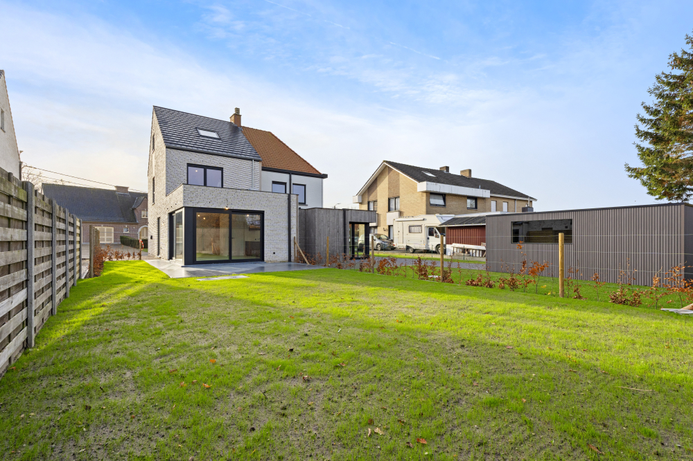 8800 - Roeselare Aardappelhoekstraat 17